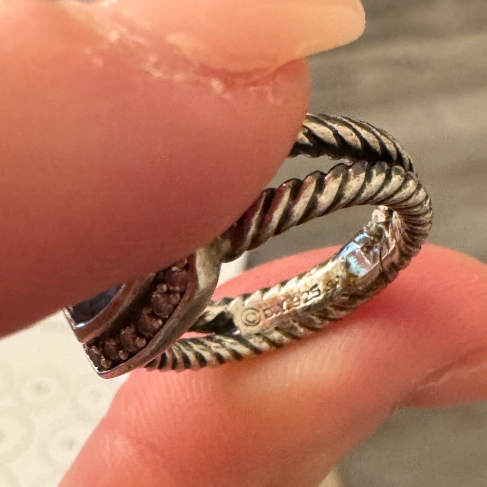 David Yurman Petite Albion Sterling Silver with Blue Topaz and Diamonds Size 6 - Picture 12 of 13